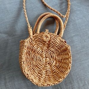 NWOT Woven 3 ways basket bag